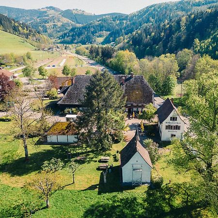 Hofgut Himmelreich Hotell Kirchzarten Exteriör bild